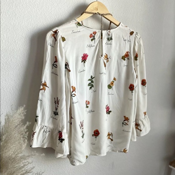 ZARA BASIC Floral Bell Sleeve Blouse Top Cream Ivory Size S - Picture 5 of 6